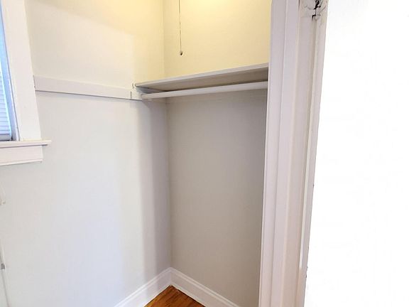 5th image of 1500 W Rosemont Ave #1N-14