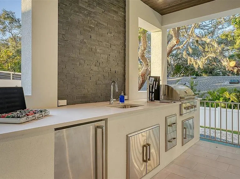 1537 Siesta Dr — Photo 65