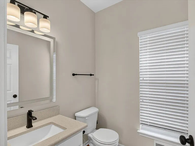 379 Cherry Orchard Rd — Photo 32