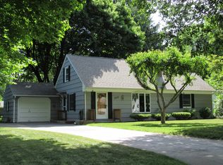 102 Tyringham Rd, Rochester, NY 14617