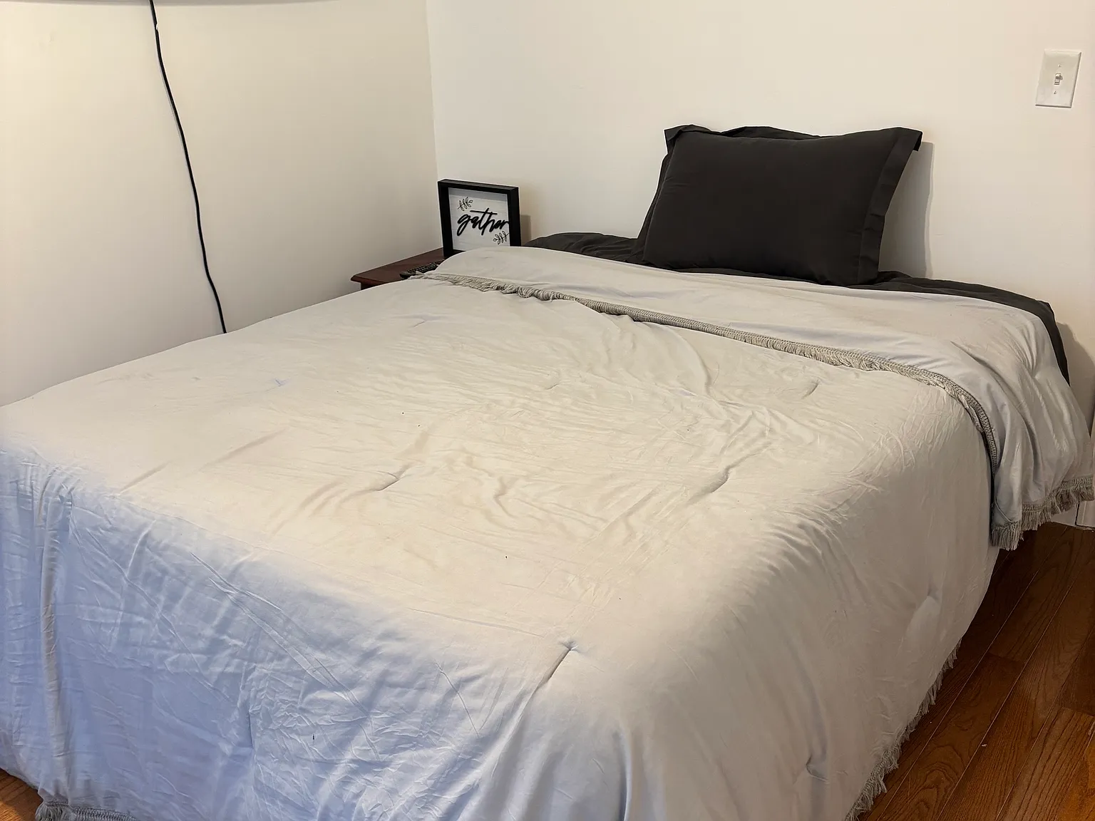 4 bed, 250 sqft, $850 — Photo 2
