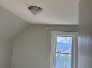 14 Summit St APT 4, Fairfield, ME 04937