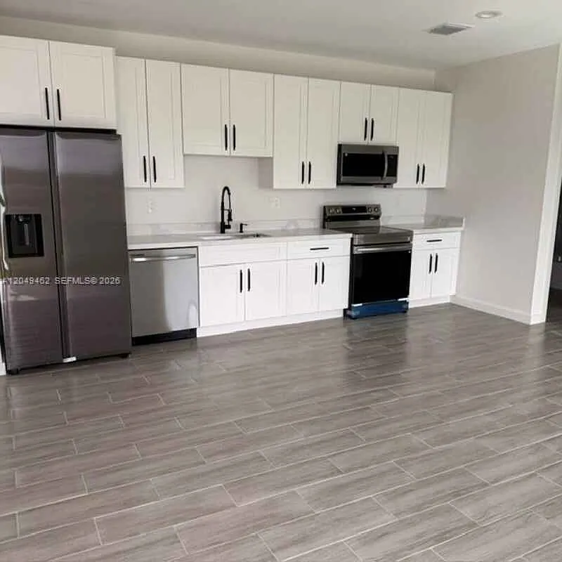 6140 Sw 39th St # 6140 Miramar, Fl 33023 — Photo 4