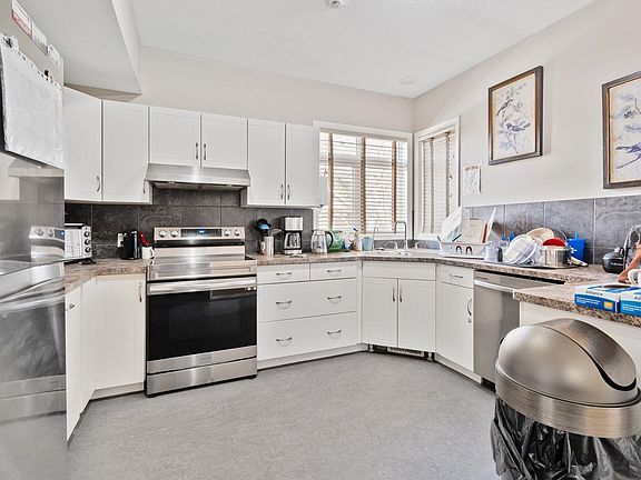 2nd image of 9512 154th St NW