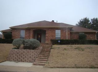 549 Renee Ln, Desoto, TX 75115