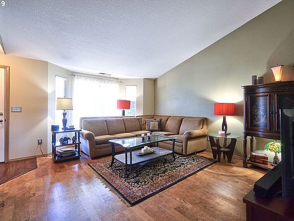 5th image of 7817 NE 166th Ave