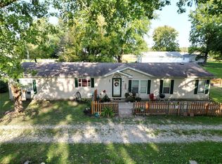 314 N Maple St, Irving, IL 62051