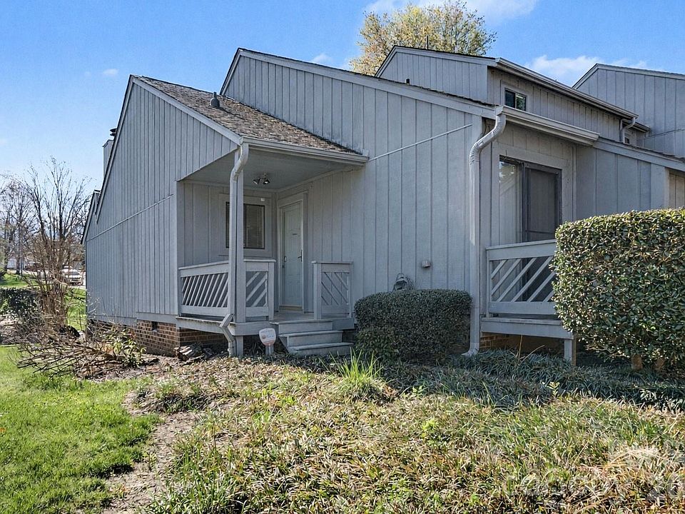 1st image of 100 Willow Run Dr APT 5