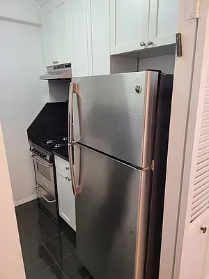 Rented by Punia & Marx Inc. | media 5