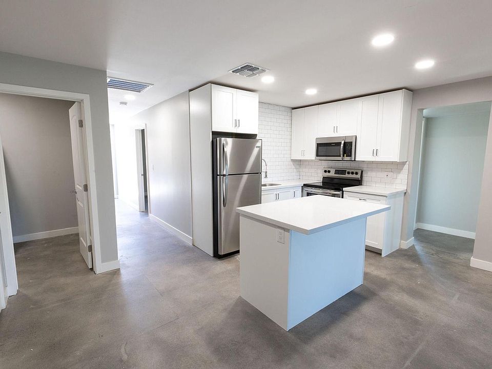 1st image of 2621 E Campbell Ave #7