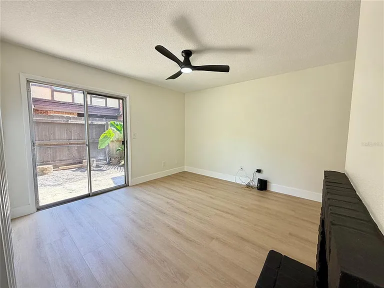 5100 Picadilly Circus Ct #12 — Photo 7
