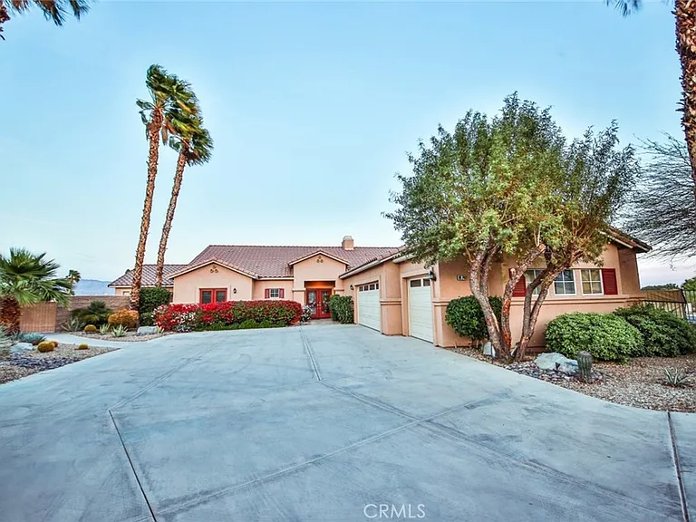 80740 Indian Springs Dr — Photo 2