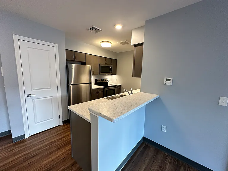 The Ridge at Eastern Trails Apartments — Photo 26