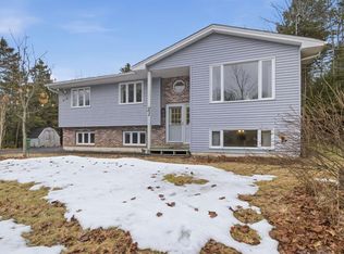 21 Karels Dr, Halifax, NS B2T 1E5
