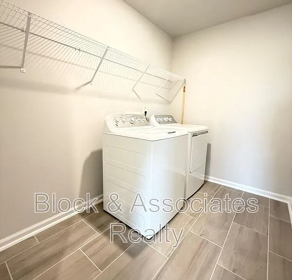304 Marmalade Sky Ln — Photo 30