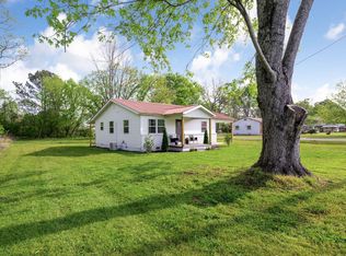 301 High St, Stevenson, AL 35772