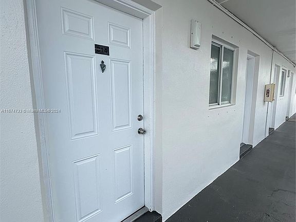 3rd image of 7713 SW Kendall Dr #A314