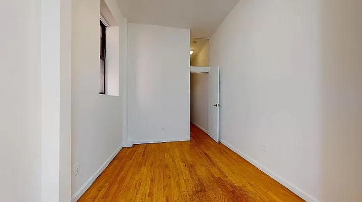 Rented by Bond New York | media 26