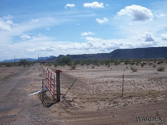 2nd image of 50400 Harquahala Rd #60