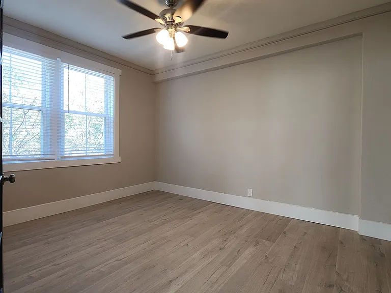 6639 Alamo Ave — Photo 11