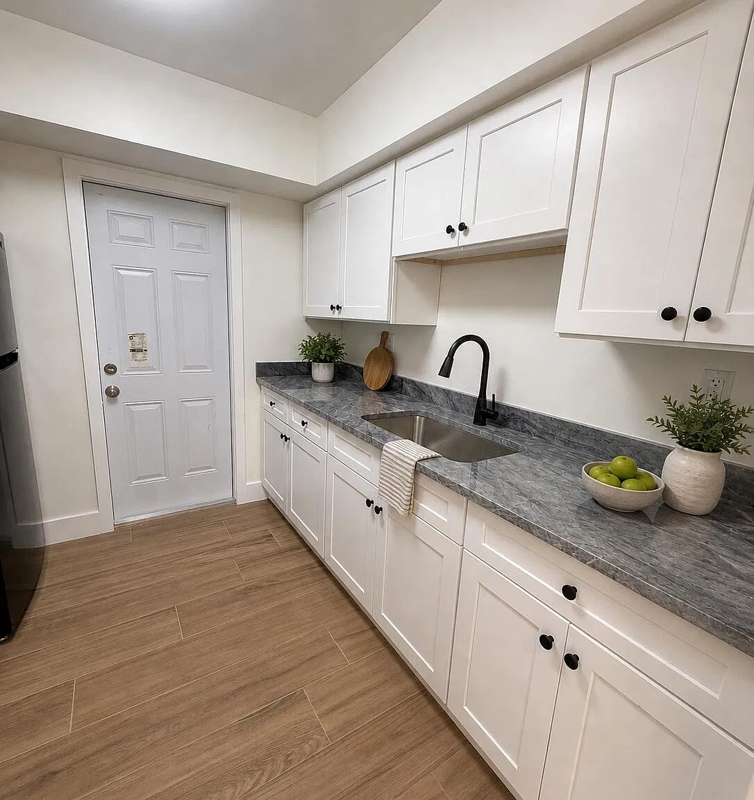 3 bed, 2.0 bath, 960 sqft, $2,750 — Photo 3