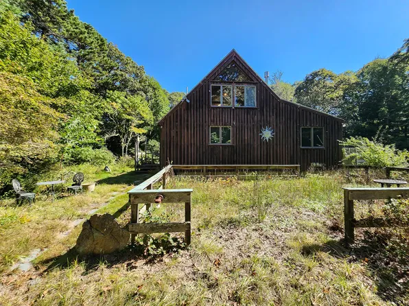 38 Drumlin Road, Falmouth, MA 02540