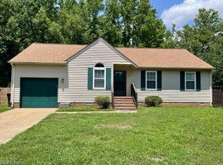 710 Brenda Rd, Newport News, VA 23601
