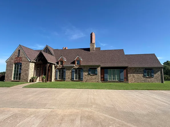 4824 N Cleveland St, Enid, OK 73703