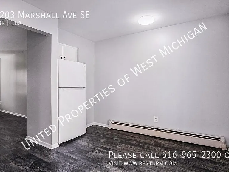 3203 Marshall Ave SE — Photo 9