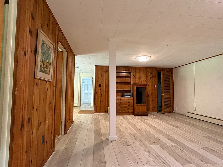 Living Room w/ New Laminate Floor