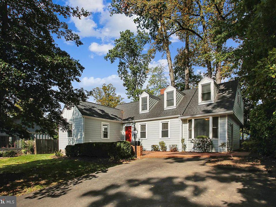 1st image of 606 Timber Ln