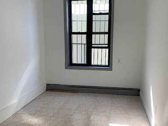 4th image of 503 61st St APT 3