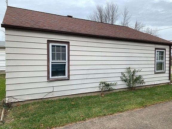 3rd image of 540 Furnace St