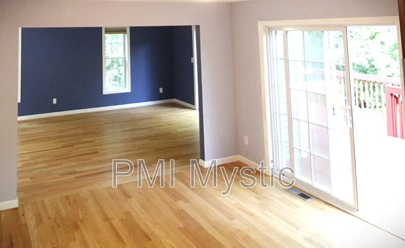 4 bed, 2.5 bath, 2480 sqft, $3,621 — Photo 3