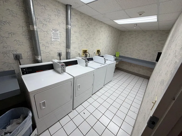 316 Becker Ave SW #42 — Photo 37