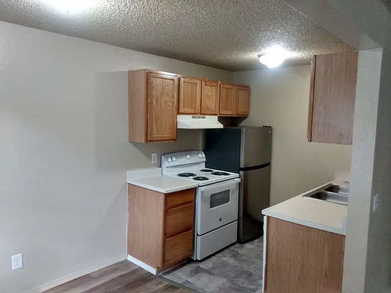 345 N 5th St #60 — Photo 1