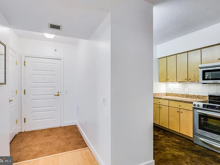 631 D St NW #330 — Photo 11