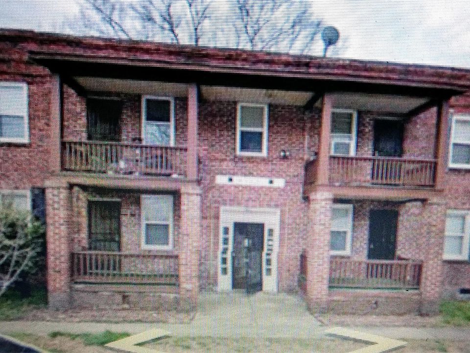 1st image of 2111 Bellevue Ave APT 3