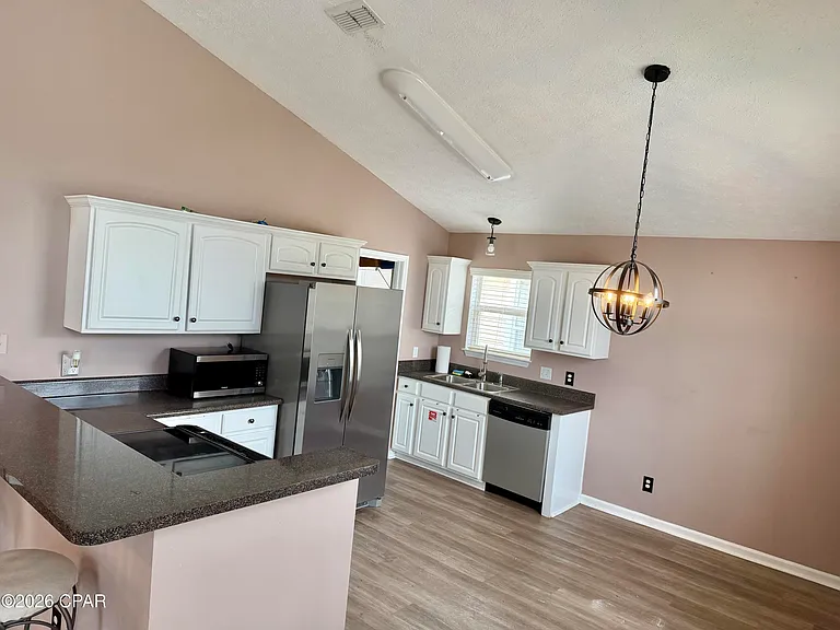 11710 Seashore Ln — Photo 3