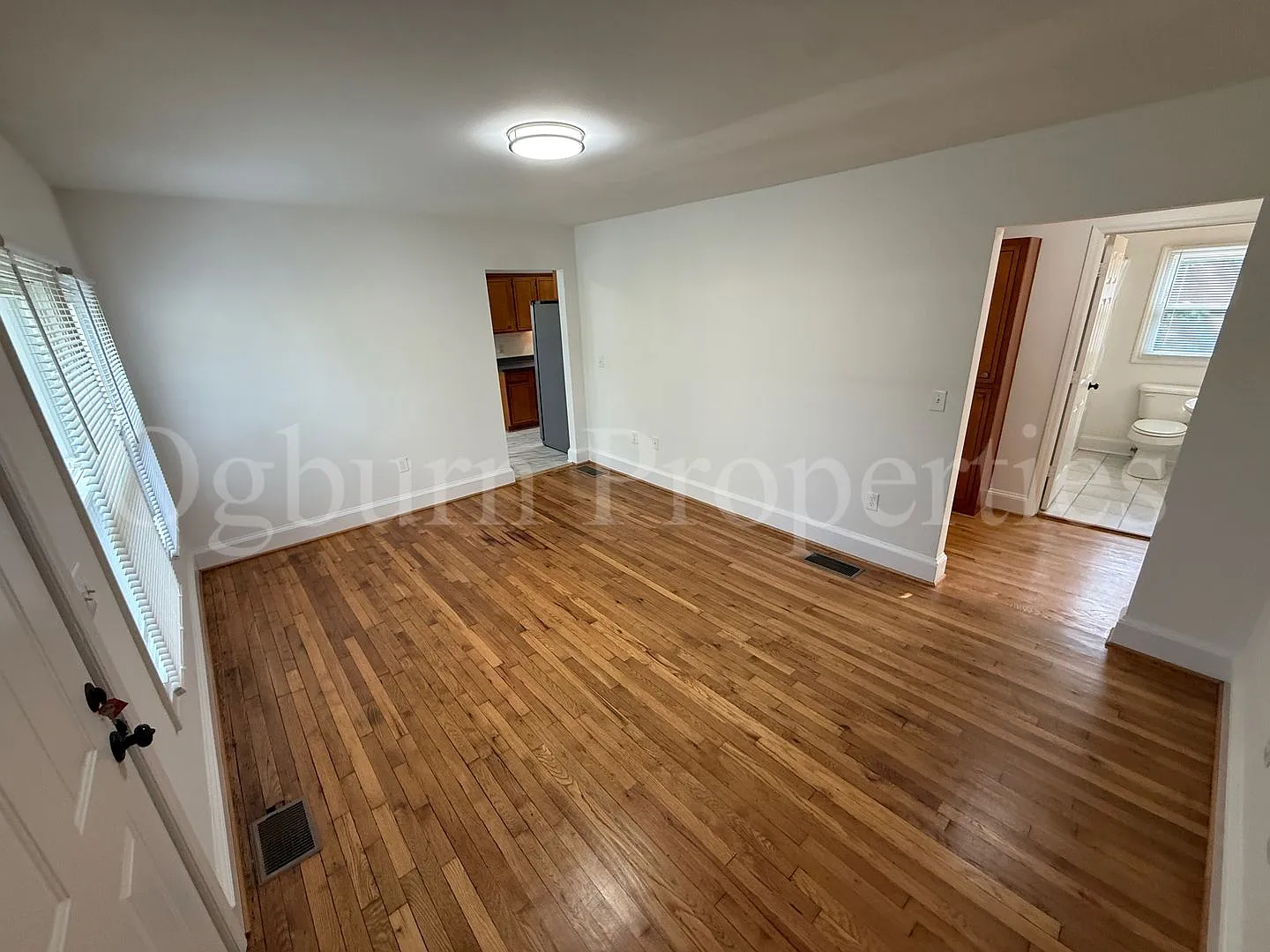 2900 S. Main St-3BR/1BA-Home — Photo 3