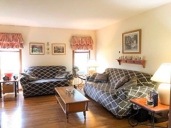 4th image of 7977 Kimbee Dr