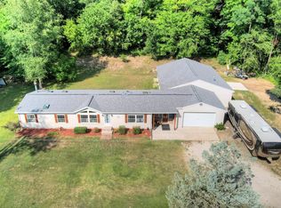 11560 Lewis Rd, Plainwell, MI 49080