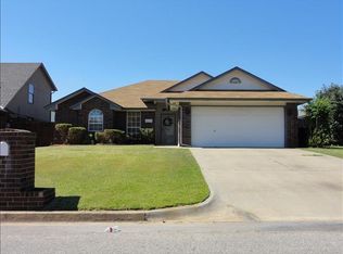 9409 S Bryant Ter, Moore, OK 73160