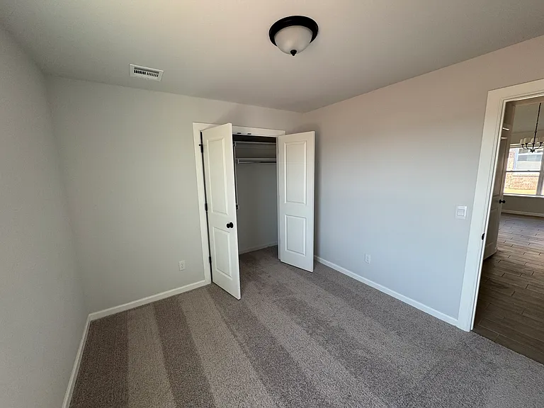 2917 NW 196th Pl — Photo 13