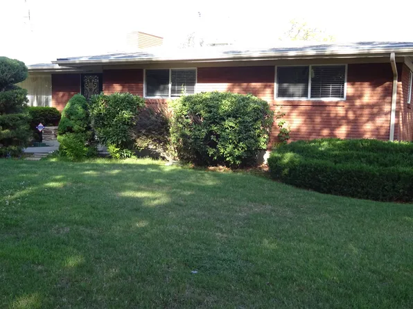 8436 S Fayeway Dr, Sandy, UT 84094