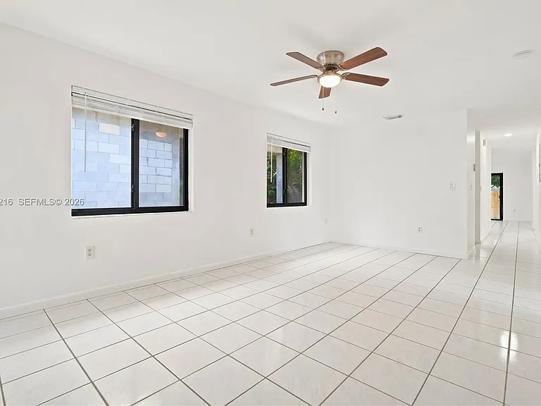3461 SW 24th St #3463 — Photo 3