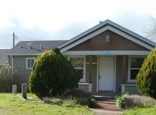 29436 Cypress Ct, Gold Beach, OR 97444