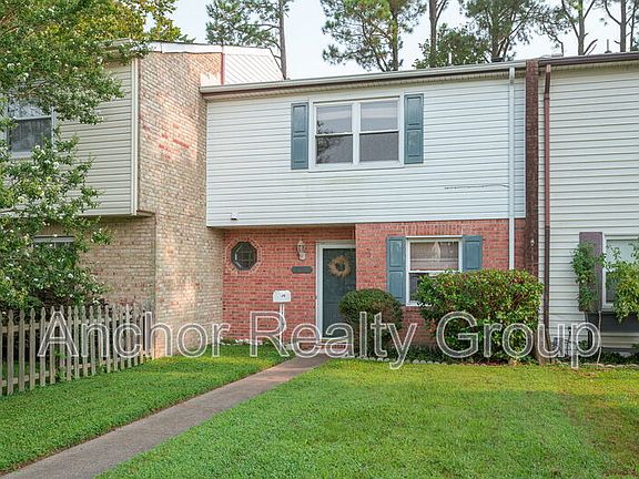 2nd image of 784 Biltmore Dr #1