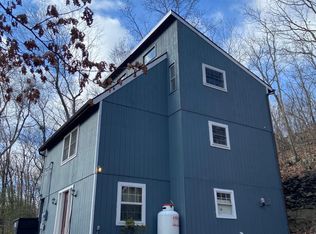 761 E Brookdale Rd #2, Bartonsville, PA 18321