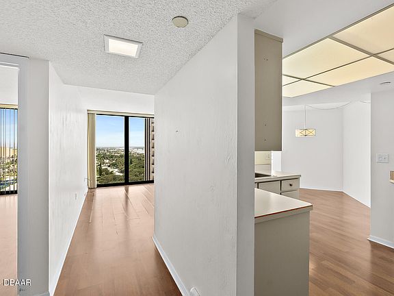 4th image of 1 Oceans West Blvd APT 15A5